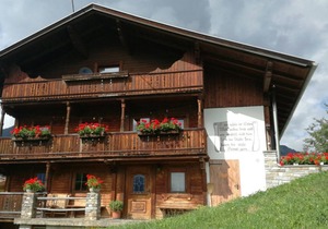 Quaint holiday home in the Zillertal - for an unforgettable ski or hiking holiday