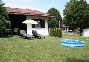 "Relaxing vacation in the Hochbergle vacation village on the picturesque Lechsee!"