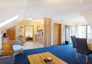 Ruhig gelegenes App. (46qm) mit 2 Zimmern und Balkon