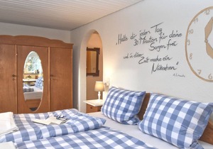 Secluded Apartment in Weißenbrunn with Garden