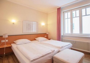 Strandvillen Binz - Ferienwohnung mit 2 Schlafzimmern und Balkon AH-720