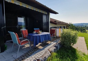 Traumhaft Gelegenes Ferienhaus 39 - mit Panoramablick Über den Lechsee und die B