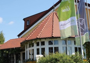 Twin Room, Shower, Toilet, Balcony - Hotel Schönblick