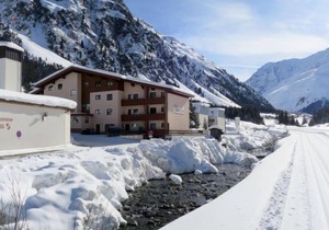 Vacation home Daheim (PZT385) in Sankt Leonhard im Pitztal - 25 persons, 10 bedrooms