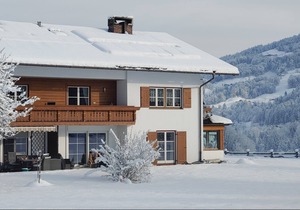 Vacation apartment Watzmann 1 for 1-2 persons, 50 sqm, bedroom, kitchen-living room and balcony
