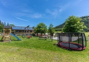Vacation apartment Watzmann, for 2-4 persons and 1 child up to 10 years