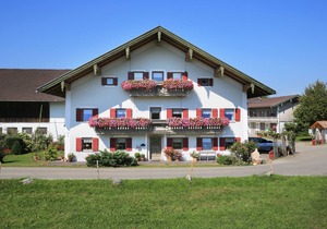 Vacation apartment 1, 100 sqm, 3 bedrooms, south-facing balcony