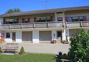 Vacation apartment 1, 100 sqm, 3 bedrooms, south-facing balcony