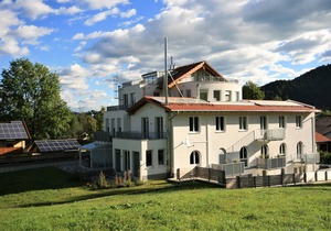 Vacation apartment "Chalet am Breitenberg 8"