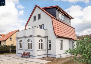 Vacation apartment in Zinnowitz with garden - close to the beach & ideal for 2 people - Villa