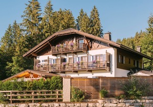 Vacation home HEIMHOF - Apartment Waxenstein - 4 stars -