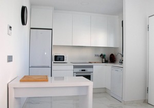 Villa with private heated pool, free wifi, solarium & baby mat