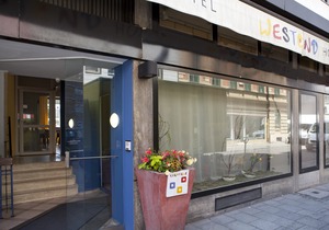 Westend Hotel (Non-Smoking)