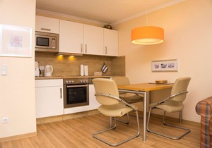 With sea view and balcony, use of swimming pool and sauna - Sea view apartment 37