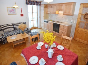 Garden Sauna Located Tranquil | Schoensee
