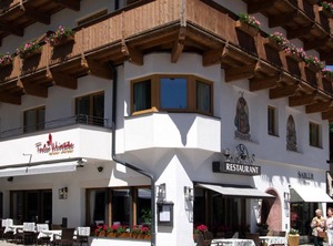 Tyrolean Wine Bar | Seefeld Pedestrian Zone