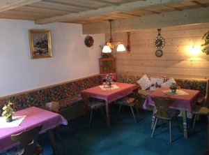 Ferienhaus Bach Für Personen Mit Schlafzimmer | Steeg