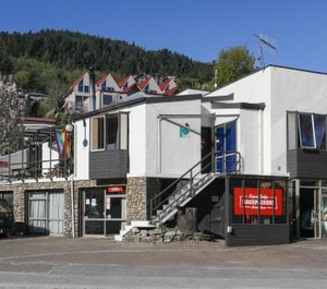 Lodge Backpackers 