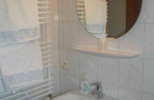 Fischhausen Bed & Breakfast | 06 Apartment 2-3 persons with balcony - Haus Seegarten, Baart