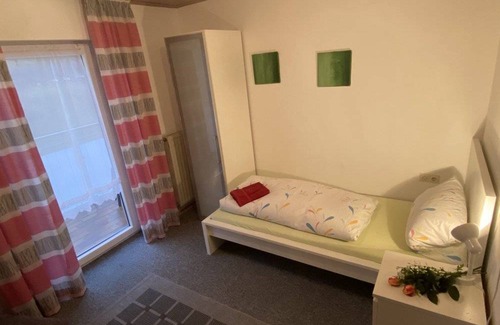 Marktoberdorf Apartment | 100 m² Apartment ∙ 3 bedrooms ∙ 7 guests