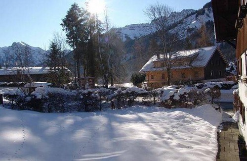 Hinterstein Apartment | 100 m² Apartment ∙ 2 bedrooms ∙ 6 guests