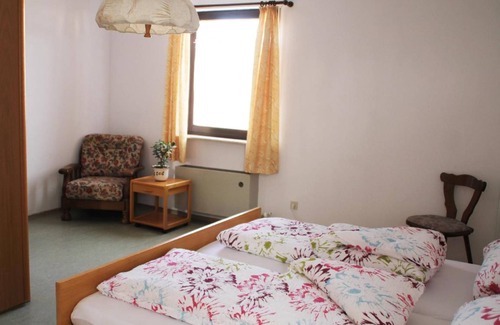 Bischberg Apartment | 100 m² Apartment ∙ 3 bedrooms ∙ 5 guests