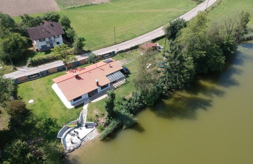 Babensham House | 100 m² House ∙ 3 bedrooms ∙ 7 guests
