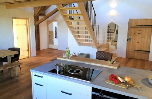 Breitbrunn a. Chiemsee Apartment | 110 m² Apartment ∙ 3 bedrooms ∙ 6 guests