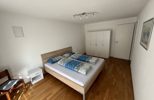 Wackersdorf Apartment | 110 m² Apartment ∙ 2 bedrooms ∙ 4 guests