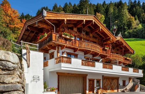Ramsau im Zillertal Apartment | 110 m² Apartment ∙ 3 bedrooms ∙ 9 guests