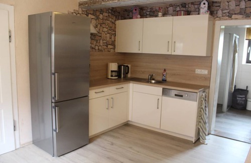 Theres House | 110 m² House ∙ 3 bedrooms ∙ 6 guests