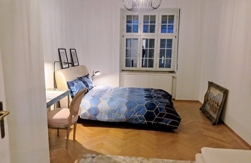 Au-Haidhausen Resort | 110 m² Private room ∙ 1 bedroom ∙ 1 guest