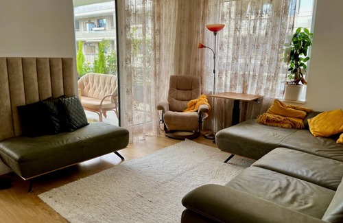 Freilassing Resort | 112 m² Private room ∙ 1 bedroom ∙ 2 guests