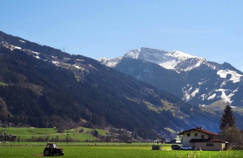 Aschau Im Zillertal Apartment | 115 m² Apartment ∙ 4 bedrooms ∙ 10 guests