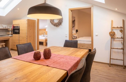 Heitlern Apartment | 116 m² Apartment ∙ 3 bedrooms ∙ 6 guests