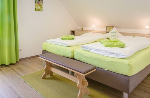 Burglengenfeld Apartment | 117 m² Apartment ∙ 3 bedrooms ∙ 5 guests