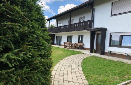 Philippsreut Apartment | 120 m² Apartment ∙ 1 bedroom ∙ 10 guests