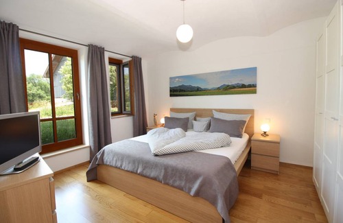 Grabenstatt Apartment | 120 m² Apartment ∙ 3 bedrooms ∙ 6 guests