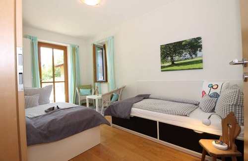 Grabenstatt Apartment | 120 m² Apartment ∙ 3 bedrooms ∙ 6 guests