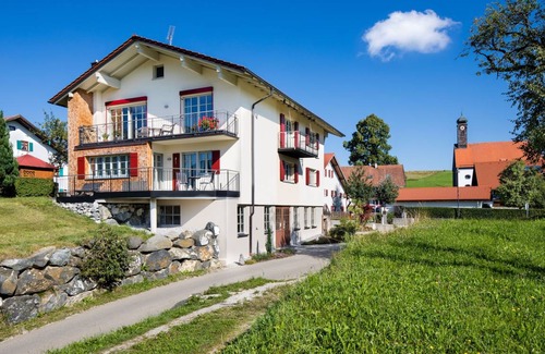 Oy-Mittelberg Apartment | 120 m² Apartment ∙ 2 bedrooms ∙ 4 guests