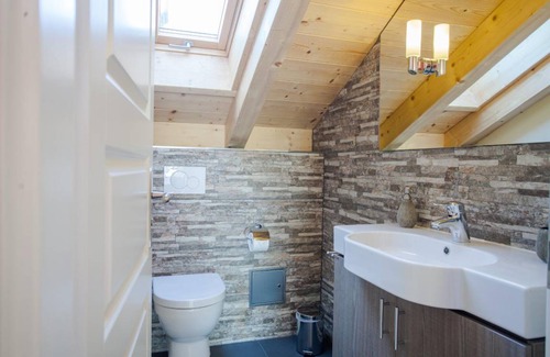 Farchant Apartment | 120 m² Apartment ∙ 3 bedrooms ∙ 6 guests
