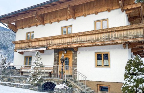 Zillertal Apartment | 120 m² Apartment ∙ 4 bedrooms ∙ 10 guests