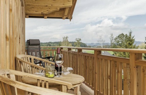 Ainring Ski Chalet | 120 m² Chalet ∙ 2 bedrooms ∙ 4 guests
