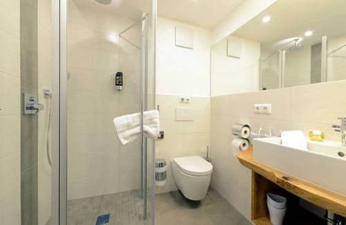 Breitbrunn a. Chiemsee Apartment | 125 m² Apartment ∙ 4 bedrooms ∙ 8 guests