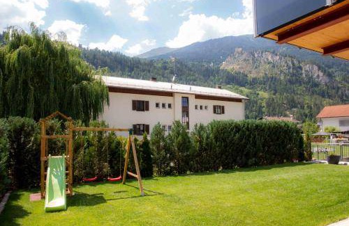 Prutz Apartment | 126 m² Apartment ∙ 3 bedrooms ∙ 8 guests