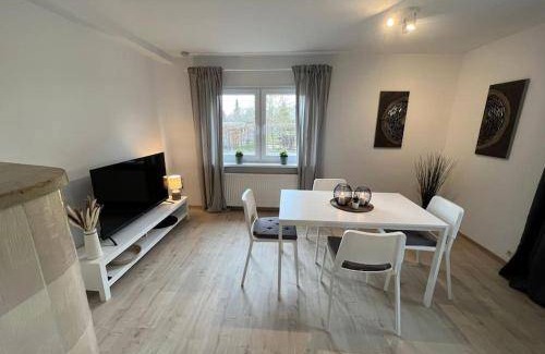 Zirndorf Apartment | 130 m² Apartment ∙ 5 bedrooms ∙ 9 guests