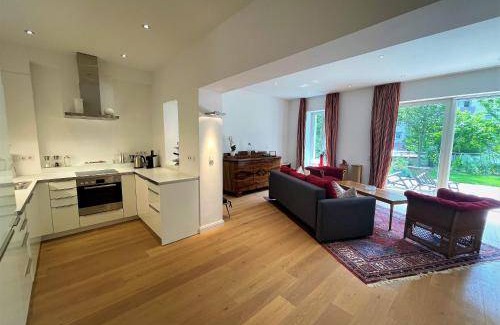Mitte Apartment | 130 m² Serviced apartment ∙ 2 bedrooms ∙ 6 guests