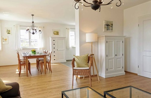 Wasserburg House | 133 m² House ∙ 4 bedrooms ∙ 6 guests