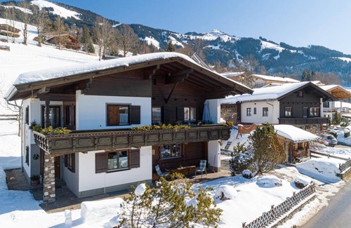 Westendorf Ski Chalet | 135 m² Chalet ∙ 4 bedrooms ∙ 10 guests