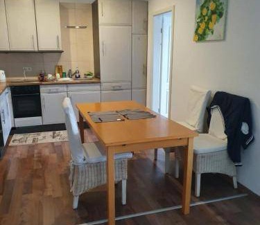 Oberschneiding Apartment | 140 m² Apartment ∙ 7 bedrooms ∙ 11 guests